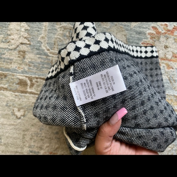 Theory sweater vest - Picture 3 of 3